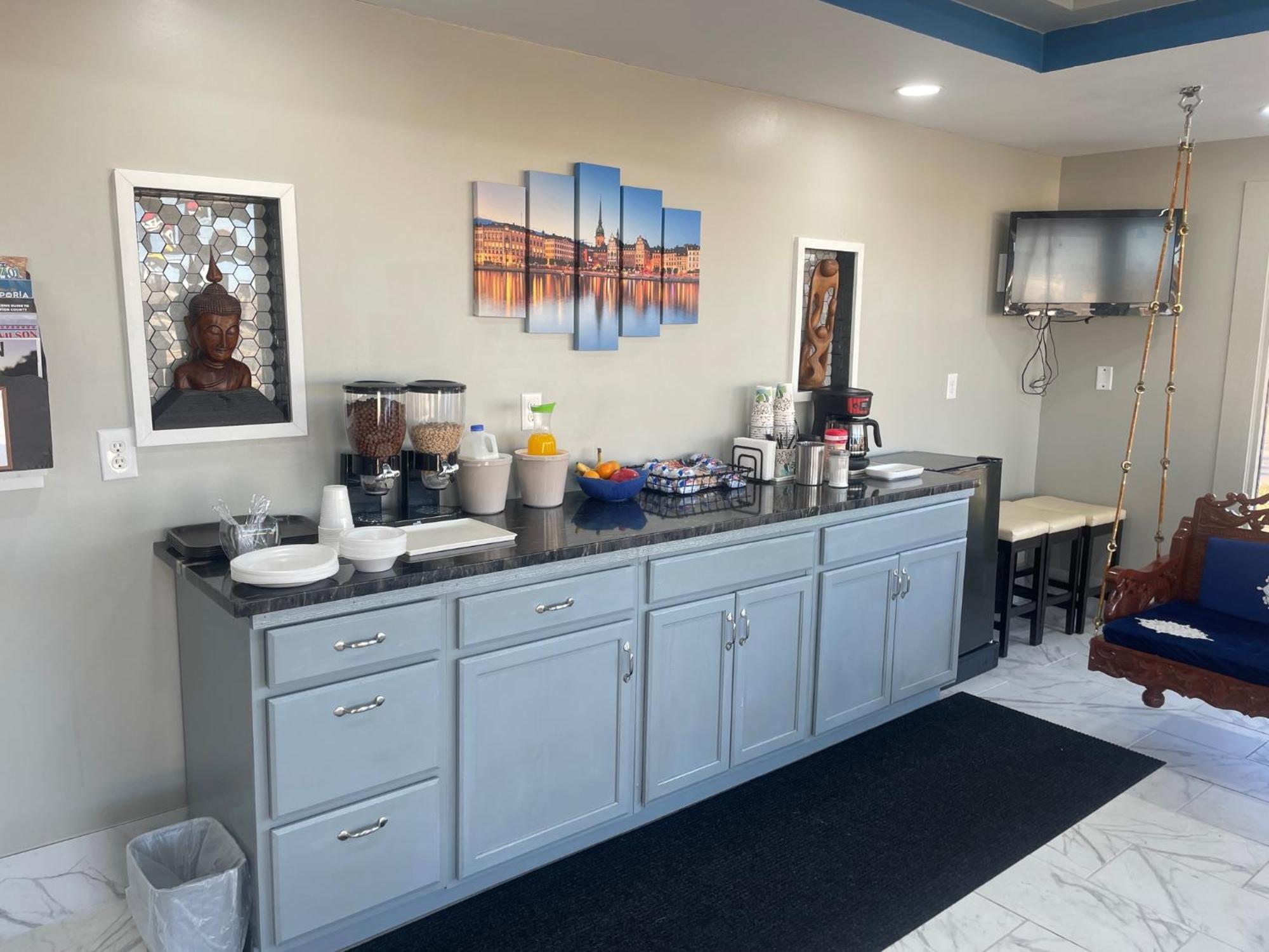 Viking Motel Lindsborg Extérieur photo
