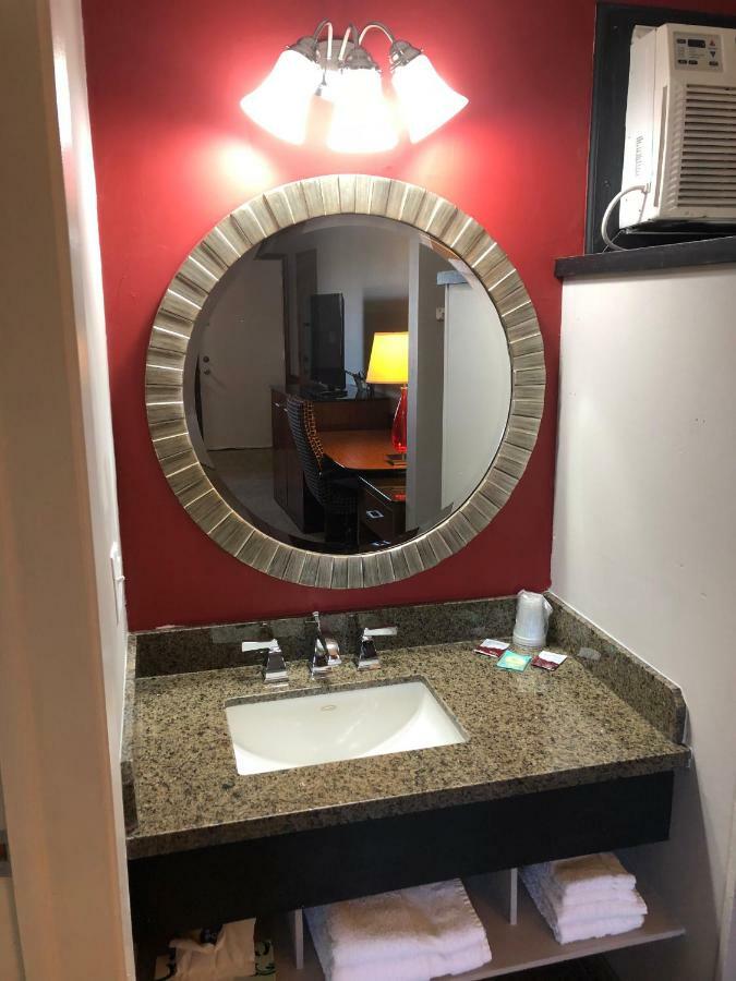 Viking Motel Lindsborg Extérieur photo